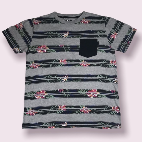 WXYZ, T-Shirt, Size Medium - Picture 4 of 10